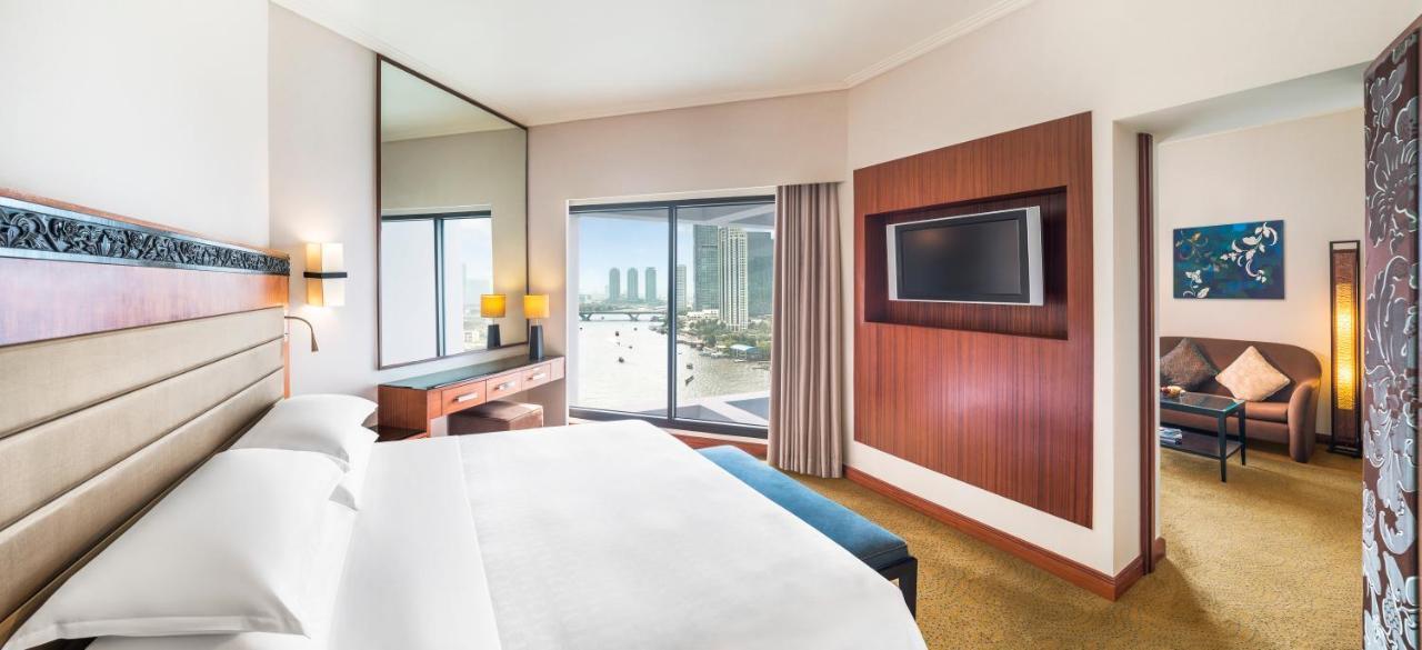 Juniorsuite med 1 kingsize-seng, Club Lounge-adgang og udsigt til floden